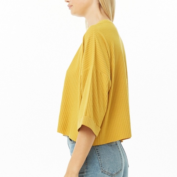 NEW Mustard A wide ribbed knit top - Picture 2 of 4
